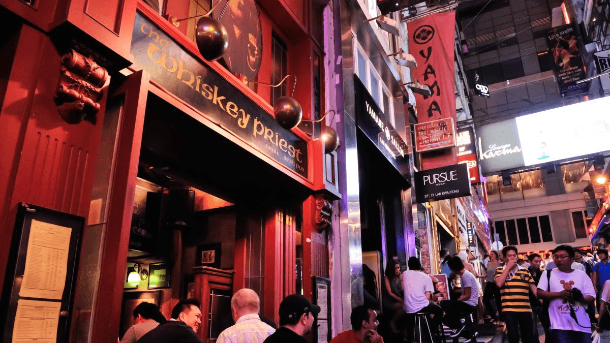 bar culture, nightlife 酒吧, 酒類文化 蘭桂坊 觀塘工廈 
